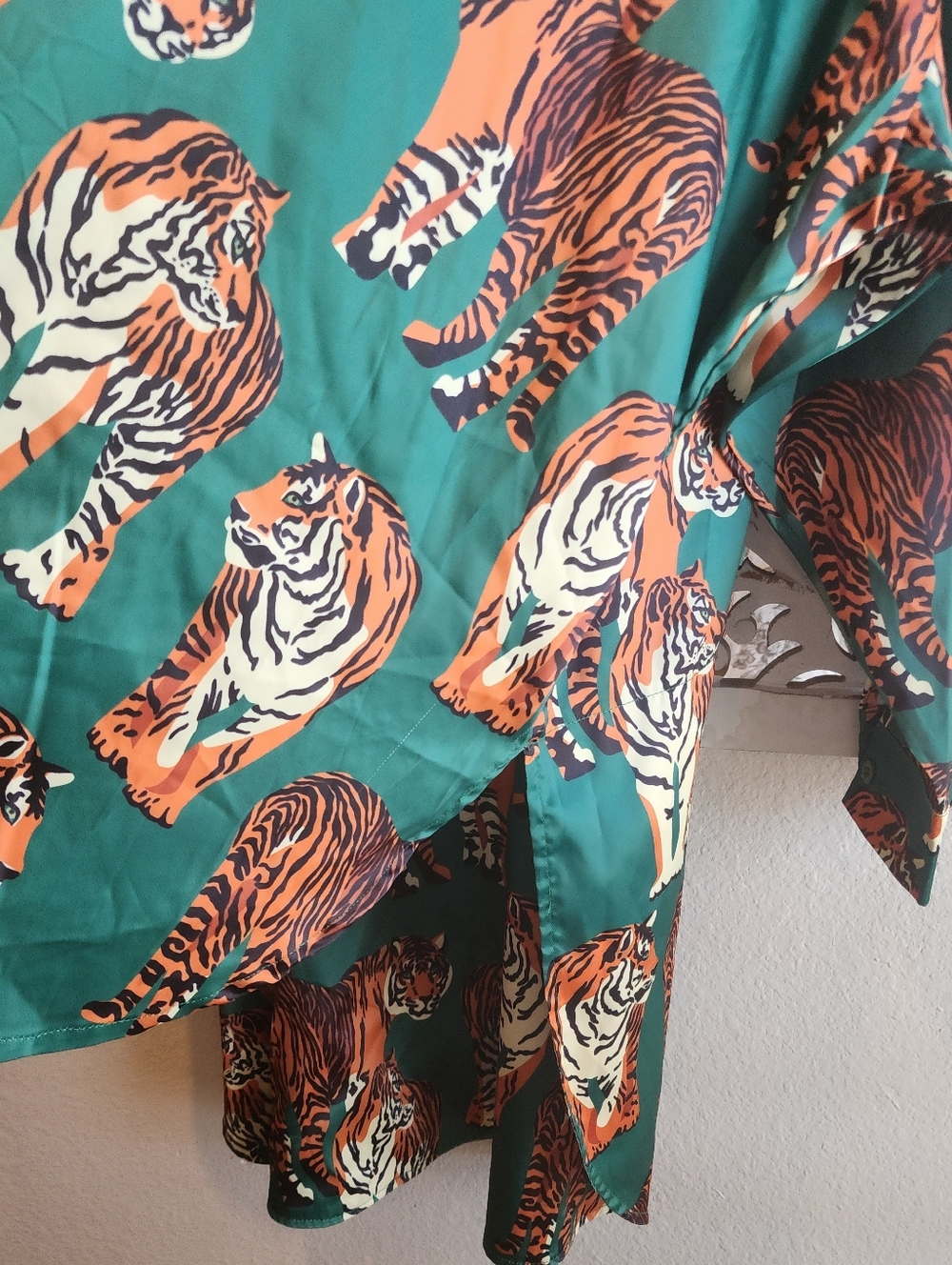 DRESS IN LALA TIGER PRINT ROYAL SATIN TOP IN EMERALD SIZE XXL NWOT - Picture 12 of 16